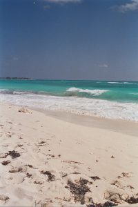 Plage sur l'île de Cayo Largo à Cuba