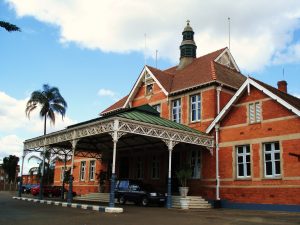 Gare de Pietermaritzburg. C'est ici que Ghandi, alors jeune avocat, fut éjecté du train car il voyageait en 1ère classe réservée aux seuls blancs. Photo ©Hervé Ducruet