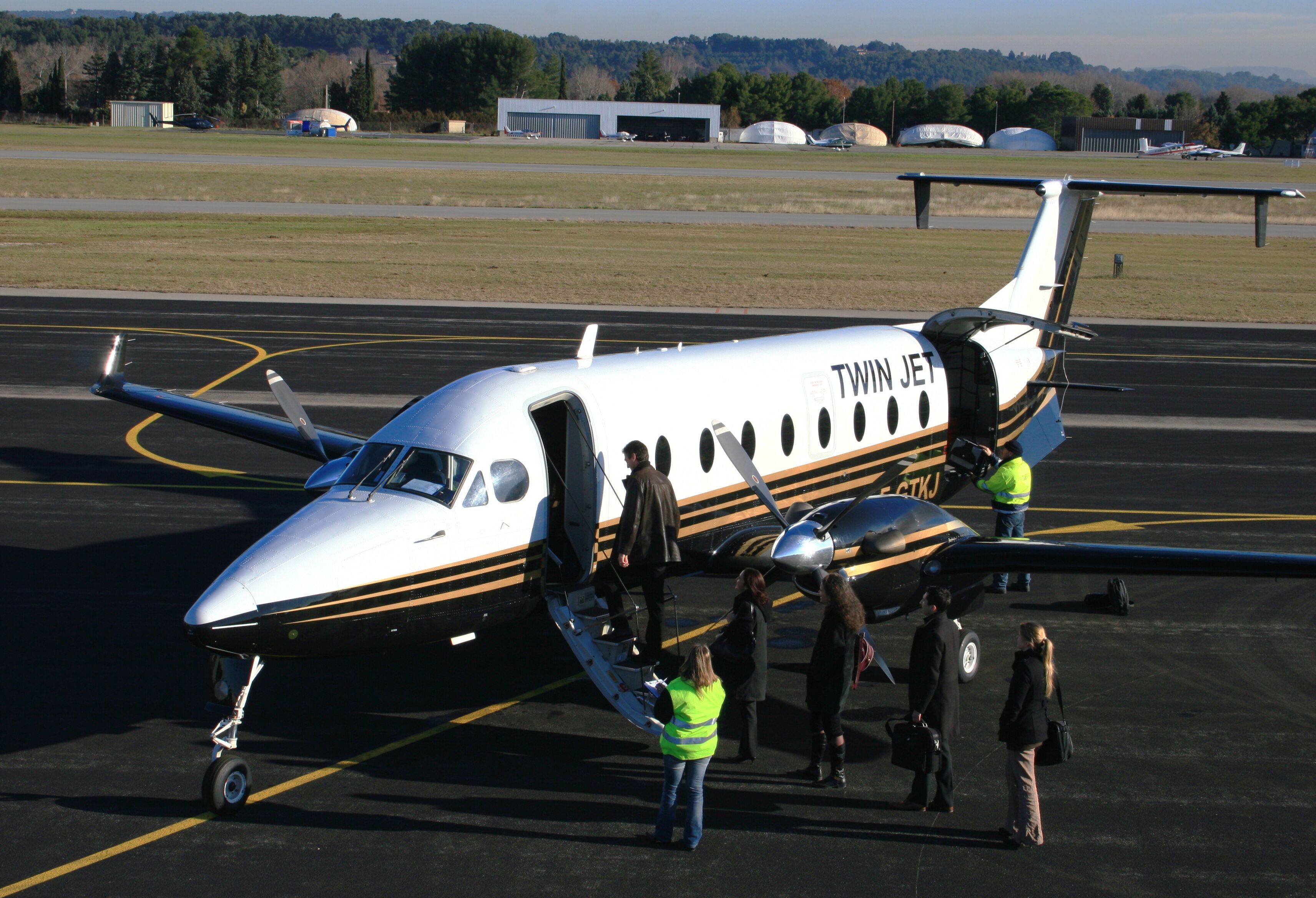 Twin jet. A321 Twin Jet. Beechcraft 1900. A350 Twin Jet.