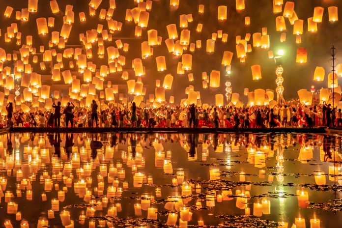 Chiang Mai-Yi Peng Festival (ประเพณียี่เป็ง) 84986